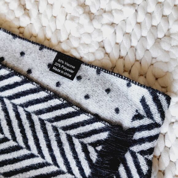 LAST CHANCE-Scarf Plaid Argyle Stripes Dot Herringbone Contemporary 12.5"X68" - Picture 5 of 7